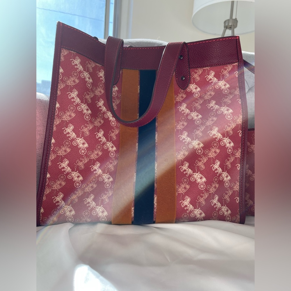 Coach Field Tote 40 - Horse and Carriage Print and Varsity Stripe